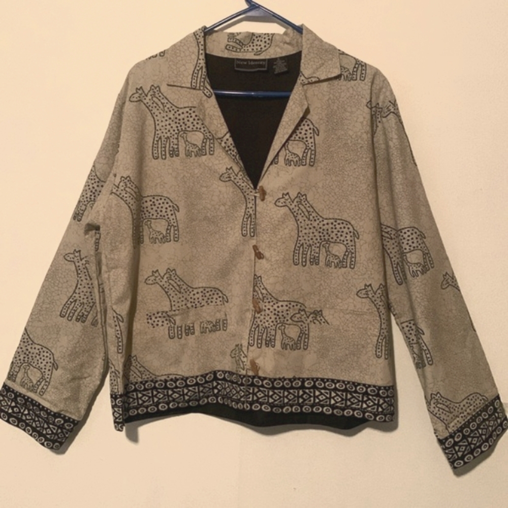 New Identity Women’s Novelty Print Shacket
